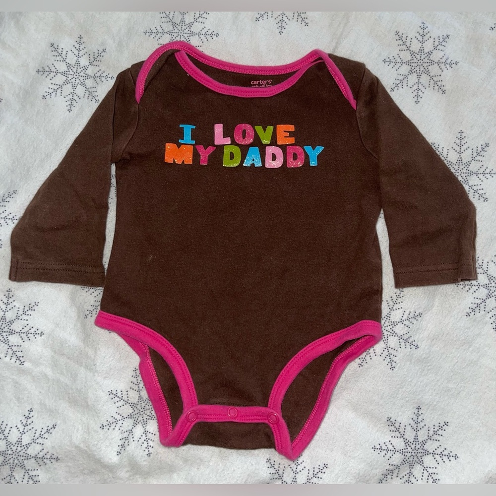 carters Baby girl bodysuit size 9Mo "I LOVE MY DADDY" Long Sleeve Bodysuit Brown